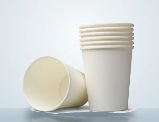Karton ve Plastik Bardaklar